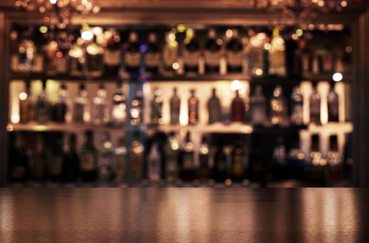 blurred-out-restaurant-drinks-bar.jpg