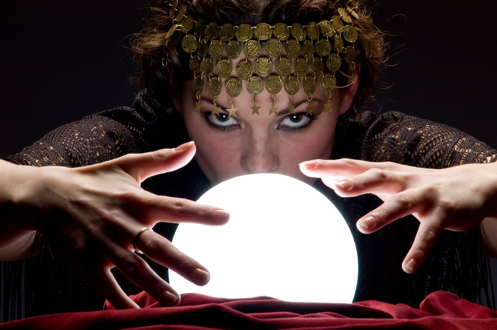 psychic-reading-crystal-ball